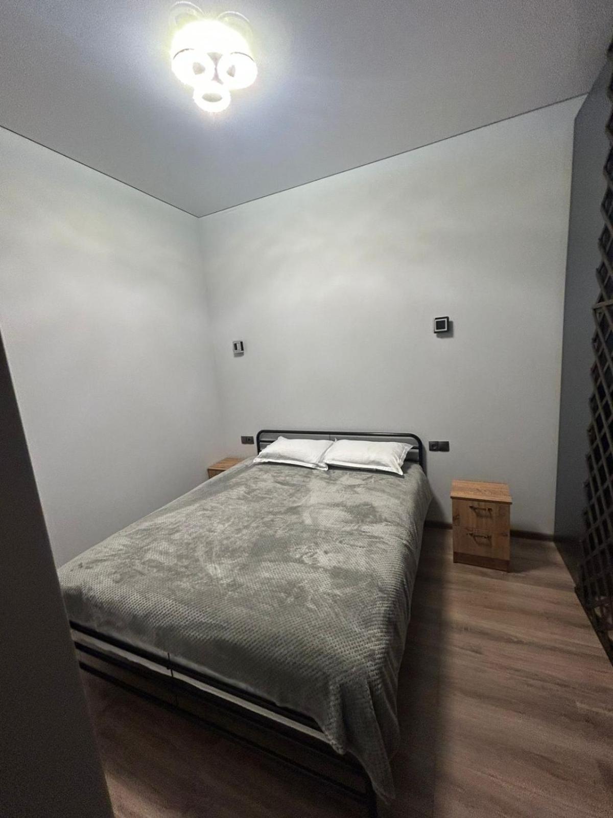 Old House Apartment *